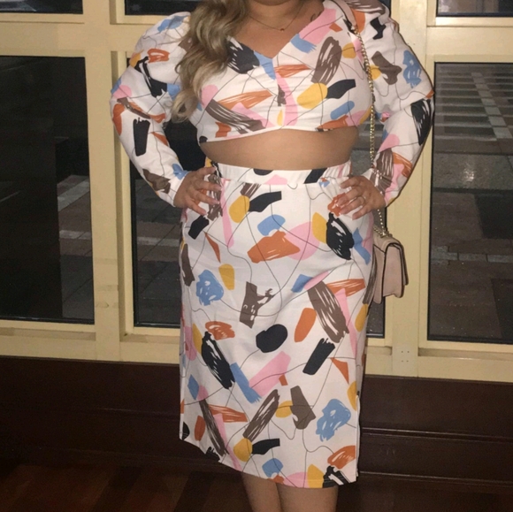 2PC Set - Picture 7 of 9